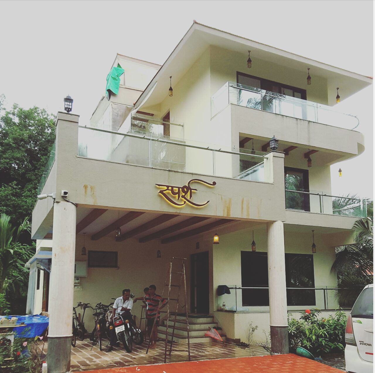 Sparsh Steel Signage Installation in Hindi